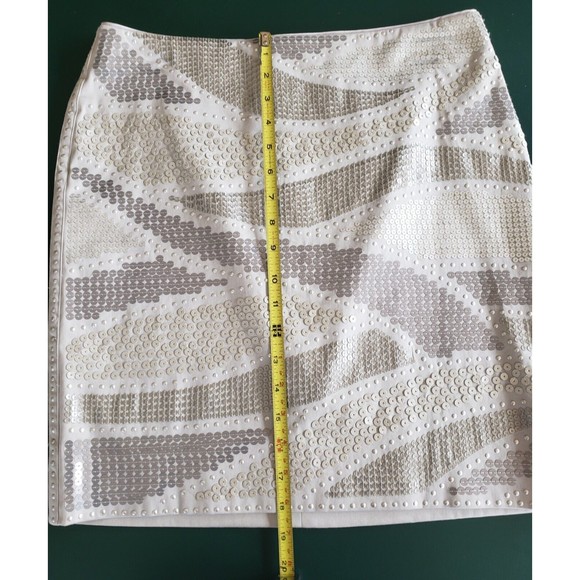 White House Black Market Women's Gray Silver Metallic Sequin Skirt Sz 6 & Blouse - Picture 8 of 13